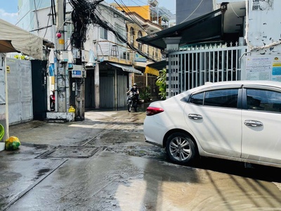 Nhà mới cứng   âu dương lân   5pn   5 tầng   6.x tỷ 0
