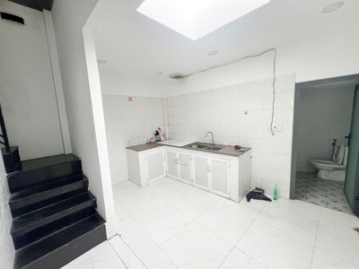 Chính chủ bán nhà 2 tầng - hương lộ 2 - 64m2  4x16m - hẻm xe tải - nhỉnh 4 tỷ xíu xiu . 1