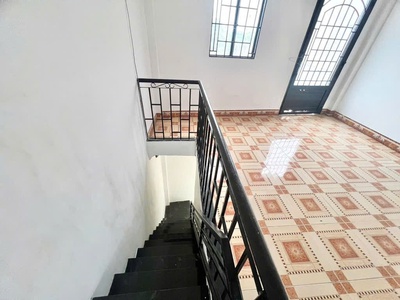 Chính chủ bán nhà 2 tầng - hương lộ 2 - 64m2  4x16m - hẻm xe tải - nhỉnh 4 tỷ xíu xiu . 2