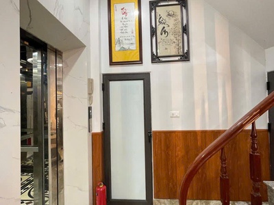 Bán nhà hoàng đạo thành- ô tô tải đỗ cửa - thang máy - nhà đẹp full nội thất 35m giá chỉnh 10 tỷ 3