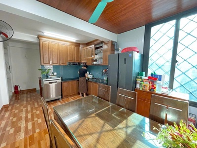 Bán nhà hoàng đạo thành- ô tô tải đỗ cửa - thang máy - nhà đẹp full nội thất 35m giá chỉnh 10 tỷ 0