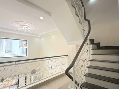  chính chủ gửi bán nhà 5 tầng âu dương lân   giá tốt nhất khu vực 2