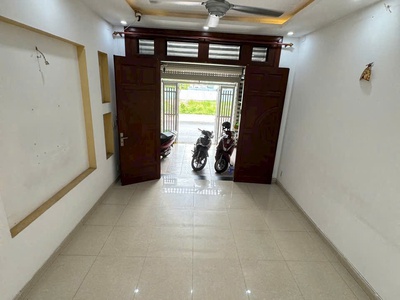 Cho thuê nhà 2 tầng thạnh xuân 22 ngay chợ minh phát q12 dt 76m2  4x19  2pn giá 8tr dt: 4 19 1 trệt 1