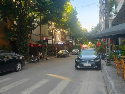 Bán nhà nguyễn văn huyên, phân lô, ôtô tránh, kinh doanh, 2 thoáng, 58m2 hơn 17 tỷ 2
