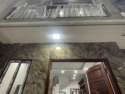 Nhà đẹp , ngọc thụy , 5 tầng , cạnh trường việt pháp, 5ty95 0