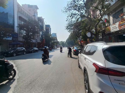 Bán nhà mặt phố Âu Cơ, Tây Hồ   100m    Mặt tiền 7m   1 tầng   Giá chỉ 20 tỷ 1
