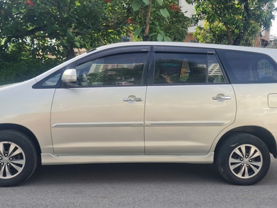 Cần bán innova sx 2015 bản E đủ. 6