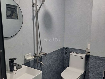 Cho Thuê Văn Phòng Siêu Đẹp 140m2 - 40 Triệu/Tháng Phố Dịch Vọng Hậu, Cầu Giấy. Tặng 10 Ngày Setup 3