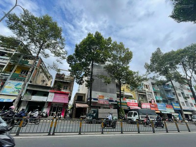 Bán tòa nhà văn phòng cao cấp mới đẹp - mặt tiền lê hồng phong, quận 5 1