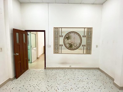 Bán gấp mặt tiền- ngay nguyễn văn linh- quận 7- 66m2- nhỉnh 6 tỷ 2