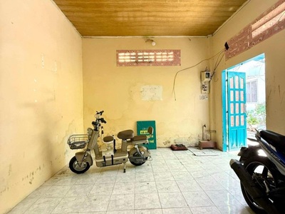 Bán nhà hxh bùi đình túy 40m2 chỉ hơn 5 tỷ 1