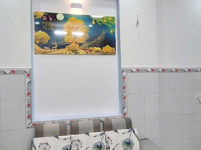 Nhà mới đúc 2lầu/st hẻm 157 dương bá trạc p1q8 3