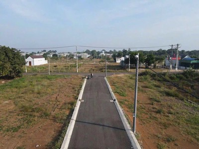  bán gấp lô đất đông hòa   chỉ 900 triệu  rẻ hơn thị trường 200 triệu 1