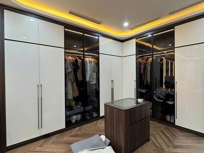 Siêu phẩm - nguyễn văn cừ - lb . 75m2, 6 tầng, mặt tiền 4,2 m. nhỉnh 19 tỷ tl thang máy - gara 7 1