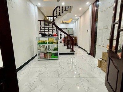 Nhà trần thái tông cầu giấy - 45m2 x 5 tầng - thoáng mát - lh: em hoàng phú - phone: 0969577586 2