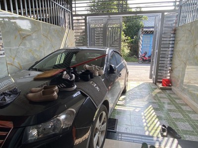 Bán nhà 3 tầng mặt tiền kinh doanh dĩ an,shr, giá chỉ bằng trong hẻm 0