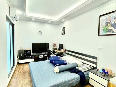 NGÕ NÔNG 10M RA MẶT PHỐ MINH KHAI  7TỶ 35m2 5tầng mt4m, ngã tư chợ mơ-minh khai, 0522.093.652 3