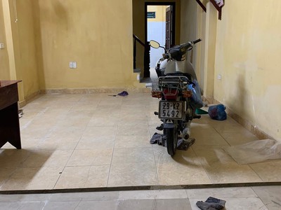 Cho thuê nhà ngõ 19 khương hạ 50m2 x 2.5 tầng, 2 ngủ, 7.5 triệu ở gđ, nhóm 4 người 2
