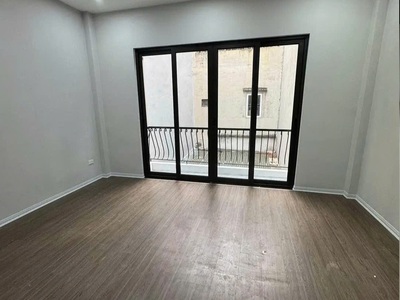 Hiếm - 6.x tỷ - nhà ngõ phố định công thượng, hoàng mai, ô tô vào nhà, 30m2, 5t nhà mới đẹp, ở ngay 2