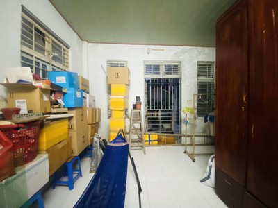 Bán nhà mặt phố q.2, 116m , 3 tầng, 8.35  tỷ, sổ hồng 2