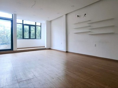 Mt nguyễn tri phương gần cổng sân bay, 160m2, 2 tầng, 15.x tỷ 3