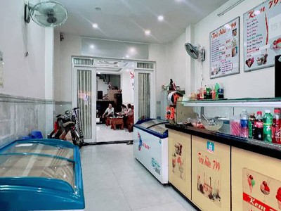 Mặt tiền kinh doanh phạm thế hiển 4x18 nở hậu chỉ 14 tỷ 2