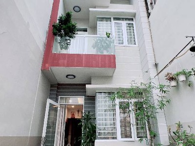 Mặt tiền kinh doanh phạm thế hiển 4x18 nở hậu chỉ 14 tỷ 0