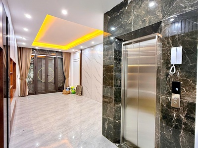 Bán gấp mp đỗ nhuận-btl,127m2x8t,t.máy, vỉa hè ôtô,kinh doanh,m.tiền 9m, 59 tỷ 2