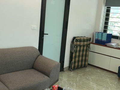 Chính chủ cho thuê 2 tầng đủ nội thất khu tây nam linh đàm 2