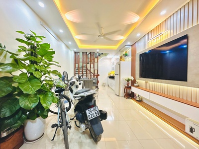 Cần bán căn nhà tại 1/162a, đông thiên, phường vĩnh hưng, quận hoàng mai 3