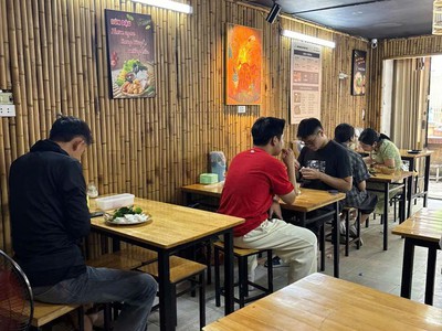 Sang nhượng cửa hàng bún đậu tại quận đống đa, hà nội    khu vực đông khách   nhân viên ở lại làm 3