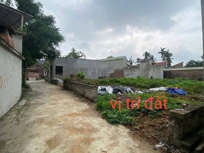 Cc gửi bán lô đất 52m bám ql6  đường ô tô đỗ cửa 2