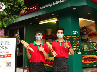 Sang nhượng gấp cửa hàng bánh mì tuhu   mặt đường giải phóng, thanh xuân 2
