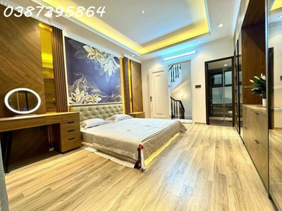  siêu phẩm nhà đẹp - mới xây kính cong   phân khúc 7,xx tỷ tại quận cầu giấy 1