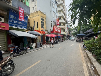 Cho thuê nhà mặt phố bà triệu   vị trí đắc địa đối diện chợ hà đông 4