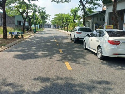 Cần bán lô đất tại thành phố tân uyên, bình dương - địa chỉ:  phường uyên hưng, tp. tân uyên, bình 0
