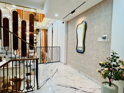 Bán nhà gò vấp view công viên gần cc dreamhome 6 tầng xe hơi vào nhà 62m2 sổ vuông 3