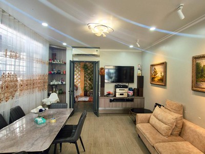 Bán nhà phố trích sài, tây hồ, gần hồ, vị trí cực kì thoáng, ngõ thông, 45m, 6 tầng, 15 tỷ. 3