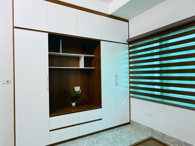 Bán nhà 3 tầng ngõ đường Nguyễn Lương Bằng, TP Hải Dương, 48.5m2, mt 5.65m, 3 ngủ 5