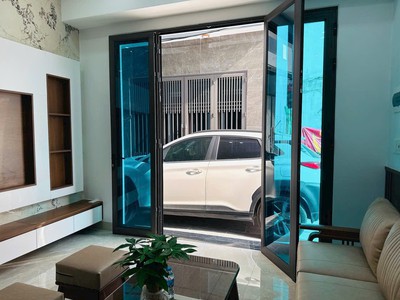 Bán nhà 3 tầng ngõ đường Nguyễn Lương Bằng, TP Hải Dương, 48.5m2, mt 5.65m, 3 ngủ 6