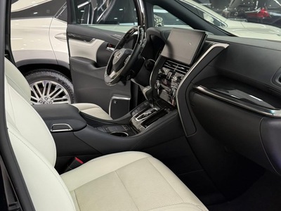 Bán Lexus LM350 sản xuất 2021, màu đen, nội thất kem. 6