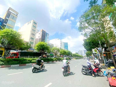 Cho thuê nhà mặt tiền Hoàng Diệu, Phường 12, Quận 4. Trệt, lửng, 2 lầu, DT 4x20 chỉ 38tr 2