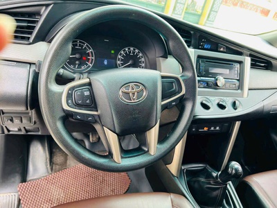 Cần Bán Innova Gia Đình Không Dịch Vụ Đời 2016 6