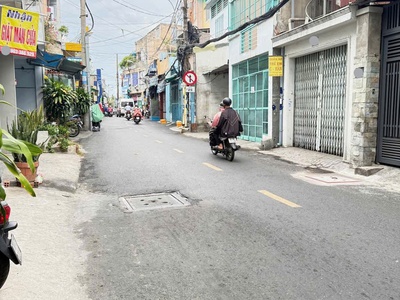 Bán gấp nhà mặt tiền Hồng Lạc P.10 , Tân Bình giá 10.5ty 1