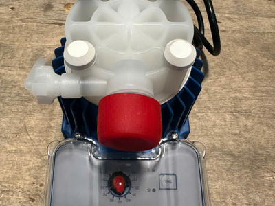 Bơm định lượng Seko 1