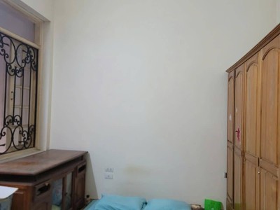 Mặt phố - nhà dân xây - mặt tiền rộng nhất phố - kinh doanh tốt - ô chờ thang máy - khu vực đông 3