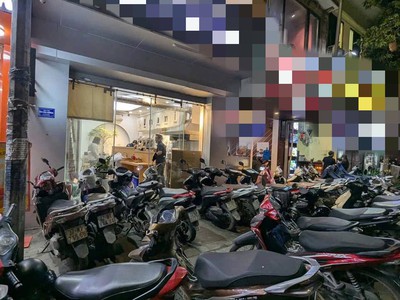Cho thuê mặt bằng kinh doanh tại mặt phố hoàng cầu 4