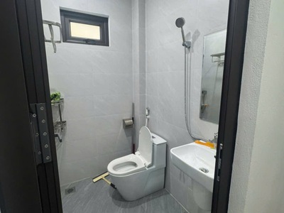 Bán nhà dân 41m xây mới 5 tầng ở việt hưng gần big c long biên ngõ oto tránh 10 tỷ 7 3
