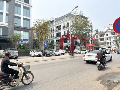 Mặt phố nguyễn sơn 36 tỷ 65m lô góc 2 mặt tiền kinh doanh,long biên 2