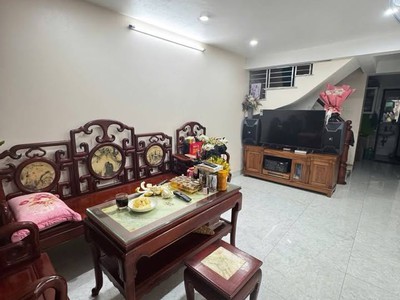 Bán nhà 3 tầng, 40m2, ngõ hoa lâm, đức giang - long biên - giá 5.650 đ- sổ đỏ chính chủ 1